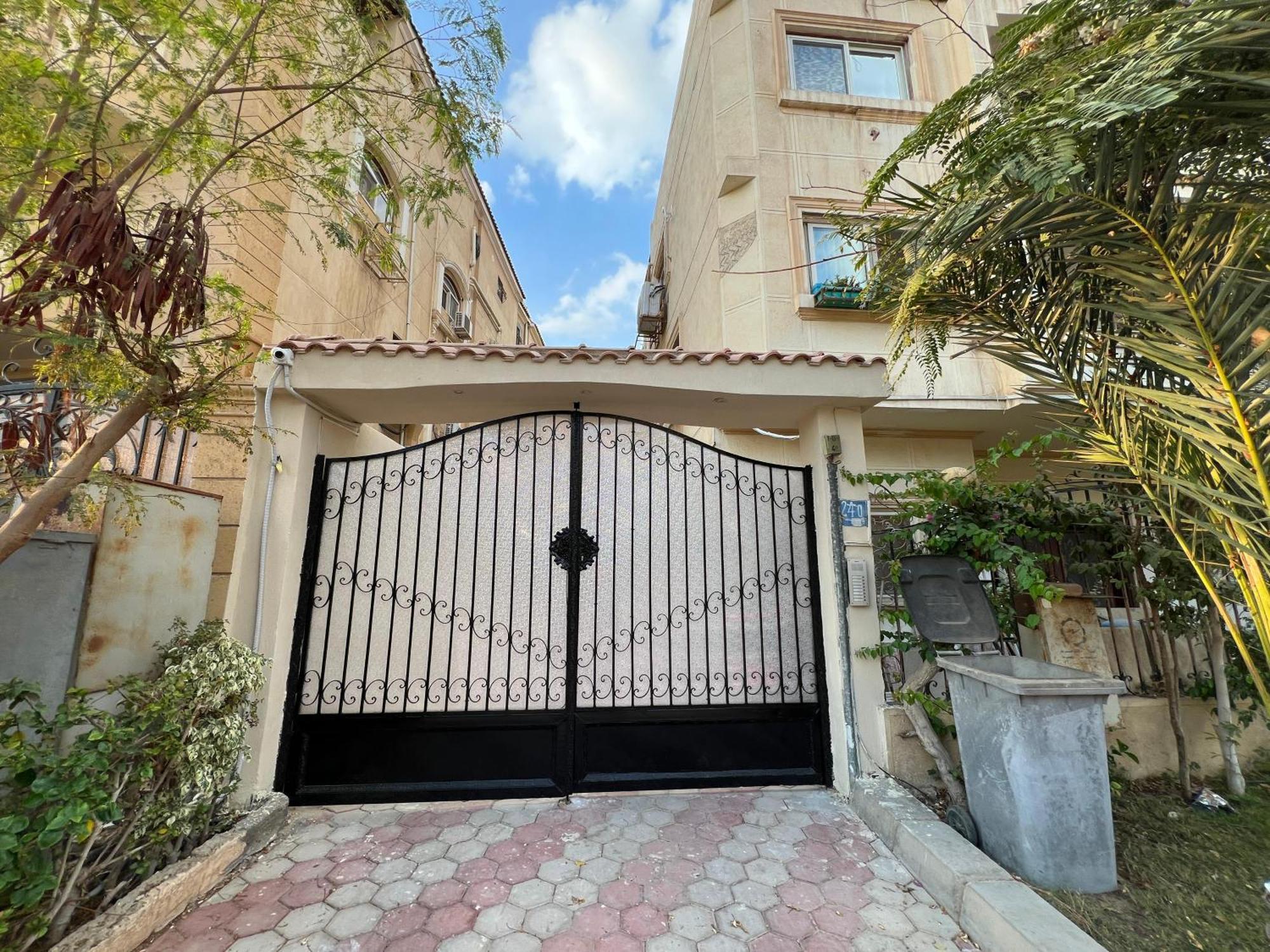 Ghaly's 1 Cairo