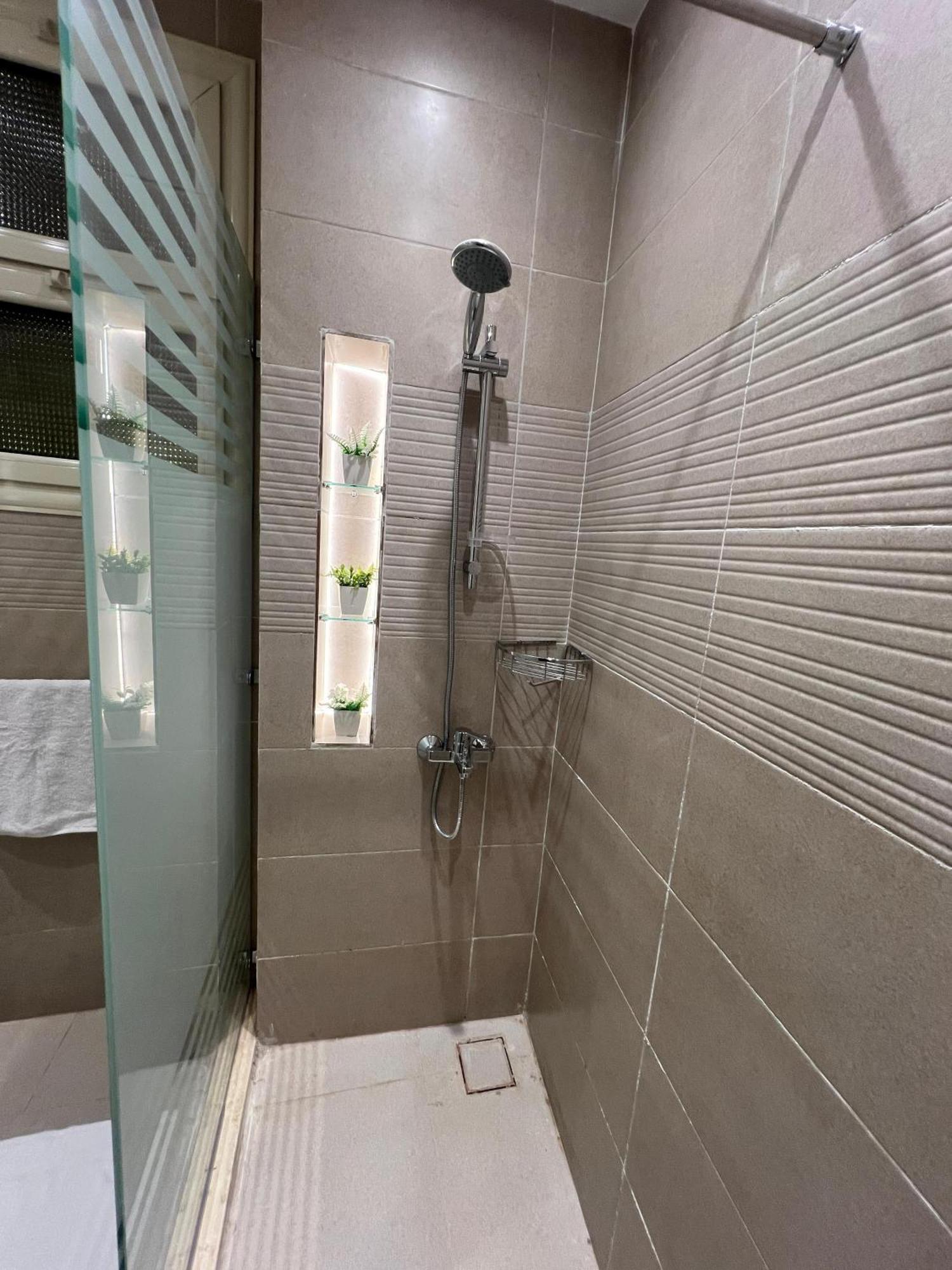 Ghaly's 1 Apartment